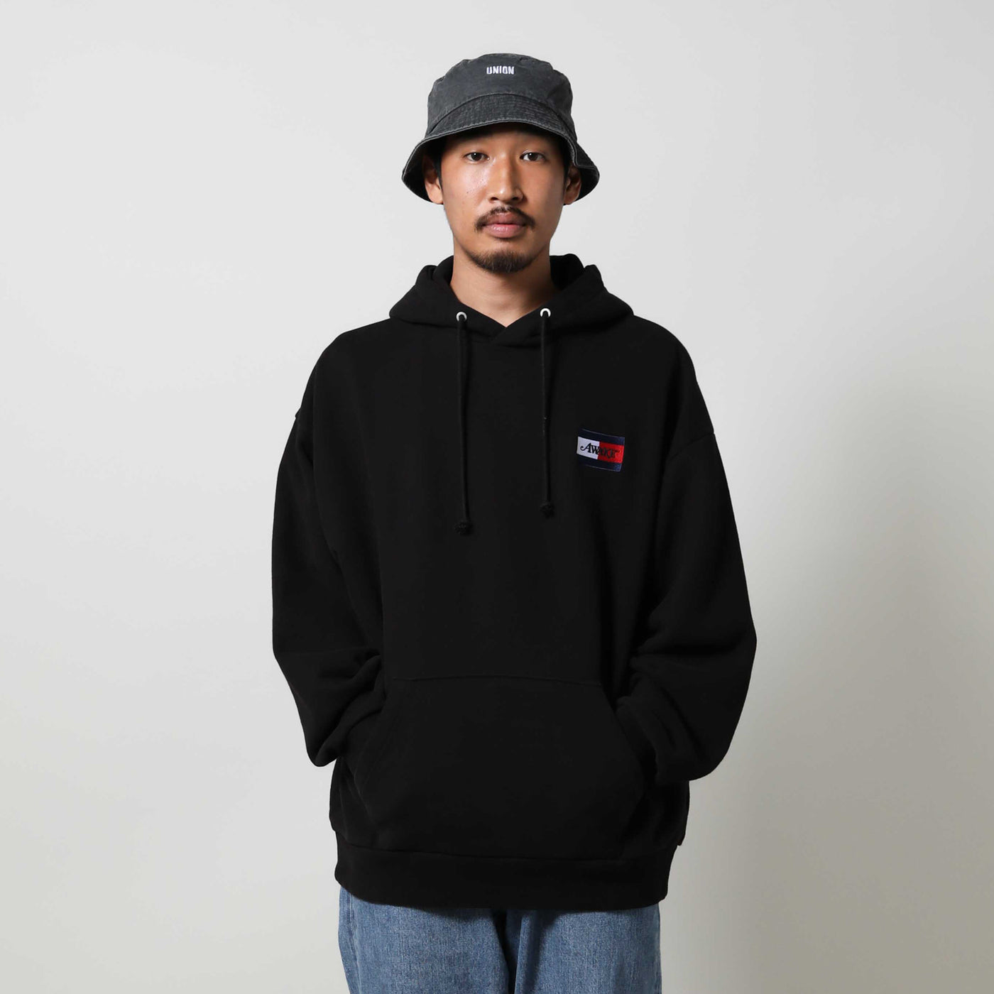 AWAKE NY(アウェイクニューヨーク)｜TOMMY x AWAKE CREST HOODIE(トミーアウェイク クレストフード)｜【公式通販  UNION TOKYO】｜ユニオントーキョー