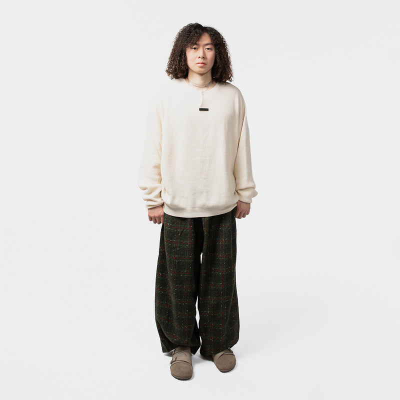 ESSENTIALS(エッセンシャルズ)｜WAFFLE HENLEY SWEATER(ワッフルヘンリーセーター)｜【公式通販 UNION TOKYO】｜ユニオントーキョー