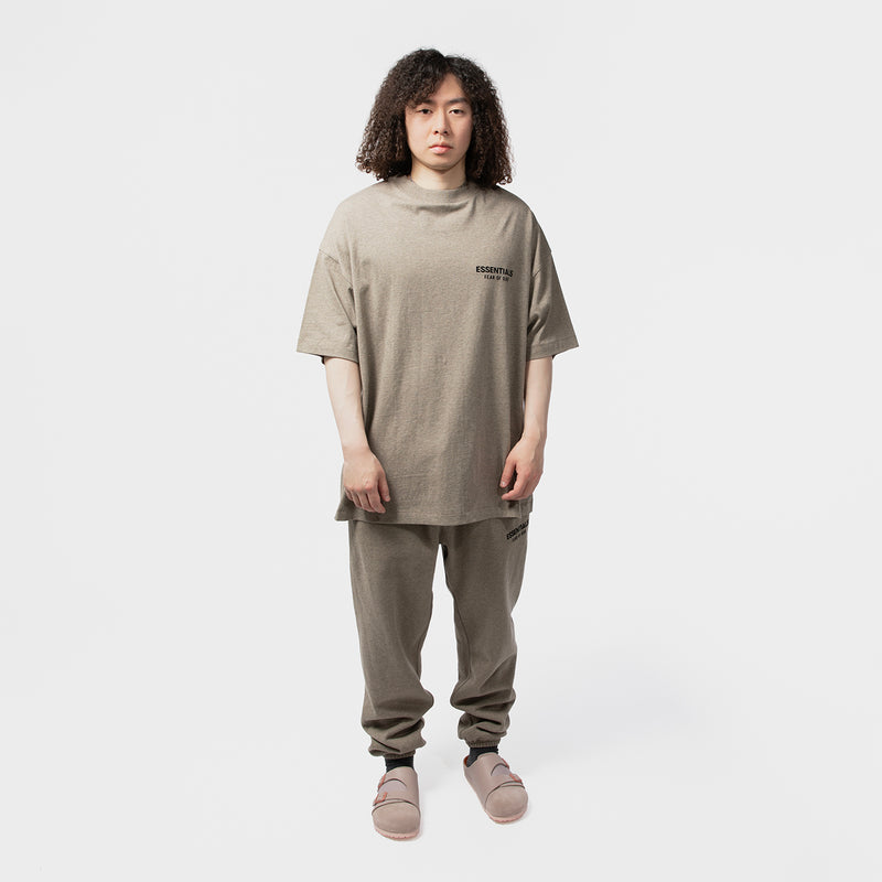 ESSENTIALS(エッセンシャルズ)｜JERSEY CREWNECK T-SHIRT(ジャージークルーネックティーシャツ)｜【公式通販 UNION TOKYO】｜ユニオントーキョー