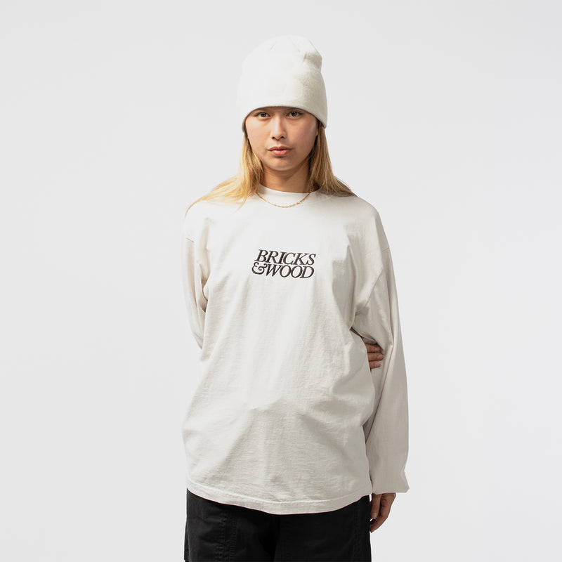 BRICKS & WOOD(ブリックスアンドウッド)｜Logo Longsleeve Tee(ロゴロングスリーヴティー)｜【公式通販 UNION TOKYO】｜ユニオントーキョー