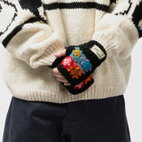 MacMahon Knitting Mills(マクマホン ニッティング ミルズ)｜Hand Warmer-4Flowers Crochet(ハンドウォーマー4フラワーズクロシェ)｜【公式通販 UNION TOKYO】｜ユニオントーキョー