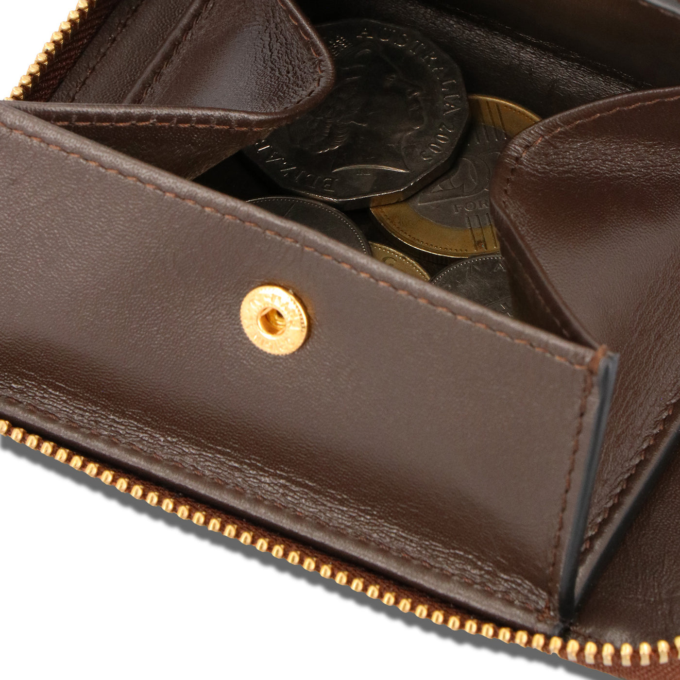 COMME des GARCONS WALLETS(コムデギャルソンウォレッツ)｜CLASSIC LEATHER LINE ROUND ZIP  WALLET(クラシックレザーラインラウンドジップウォレット)｜【公式通販 UNION TOKYO】｜ユニオントーキョー