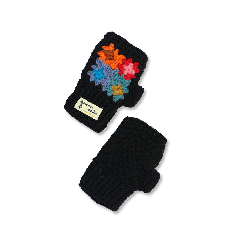 MacMahon Knitting Mills(マクマホン ニッティング ミルズ)｜Hand Warmer-4Flowers Crochet(ハンドウォーマー4フラワーズクロシェ)｜【公式通販 UNION TOKYO】｜ユニオントーキョー