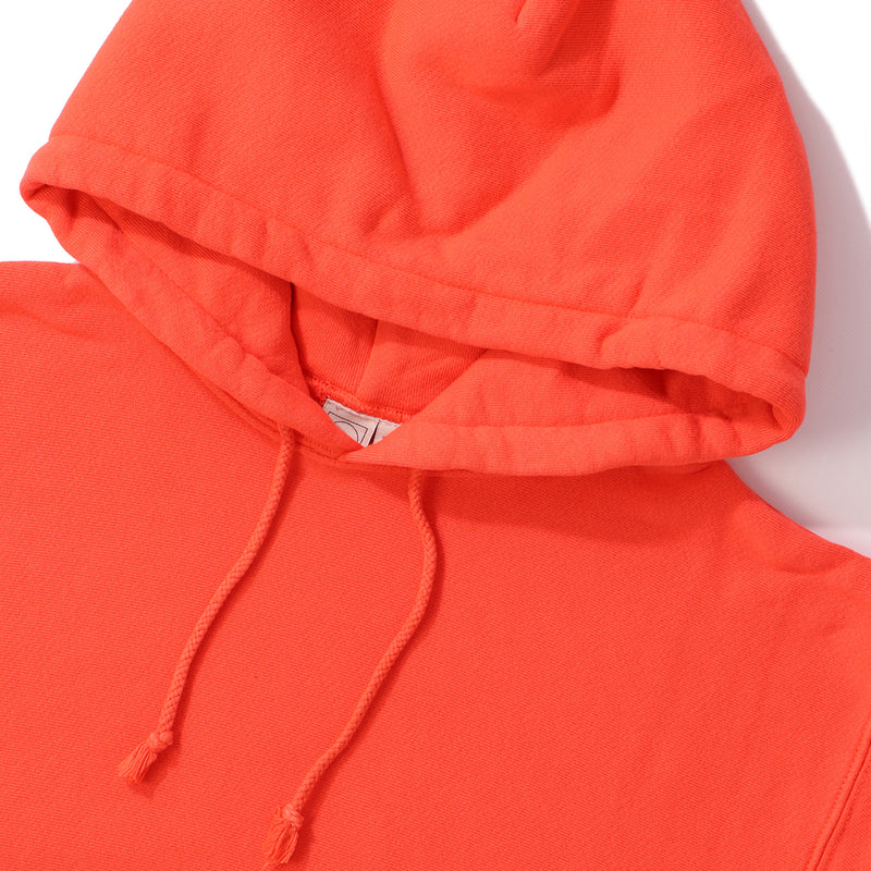 HOODED PULLOVER SWEATSHIRT