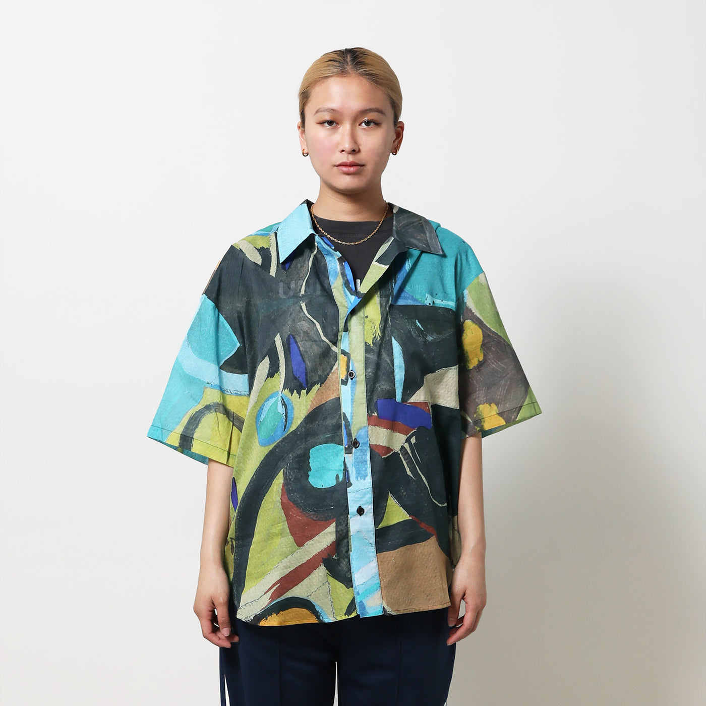 Bethany Williams(べサニー ・ウィリアムズ)｜Solciale Bowling Shirt(ソーシャル ボーリング シャツ)｜【公式通販  UNION TOKYO】｜ユニオントーキョー